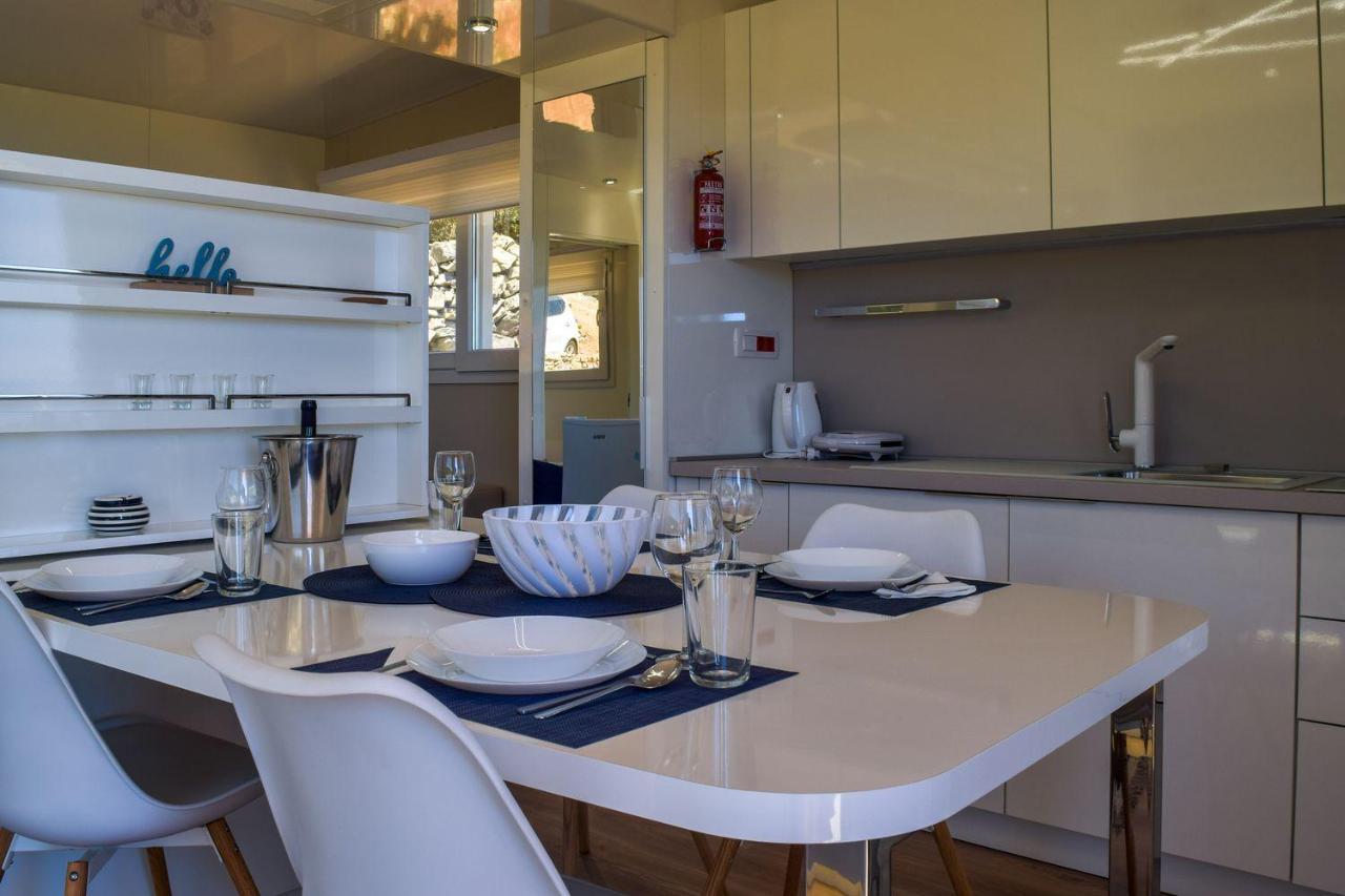 Glamping Tents And Mobile Homes Trasorka Veli Lošinj Exteriör bild